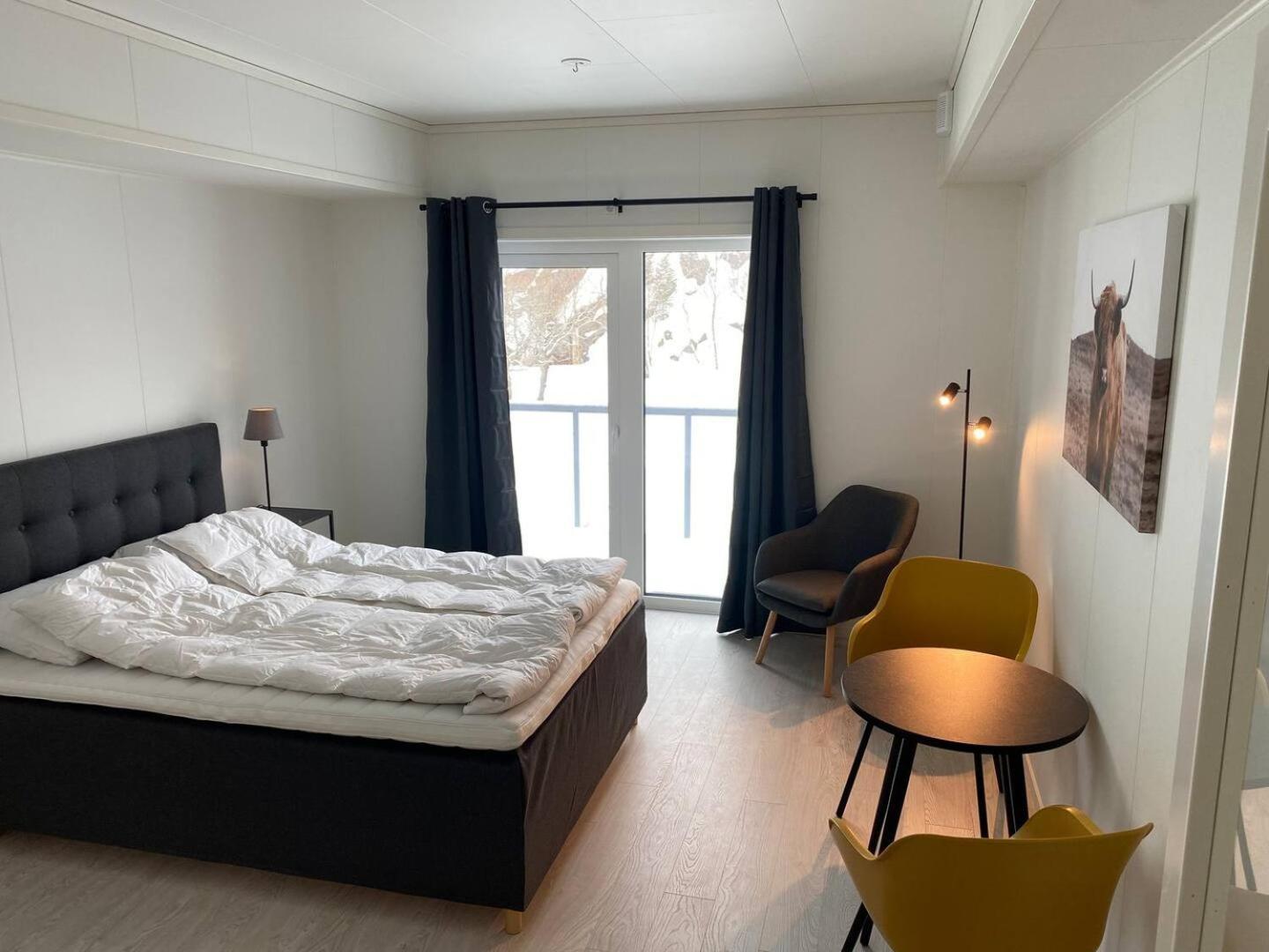 Lovely Serviced Studio Apartment In Lofoten! Svolvær Εξωτερικό φωτογραφία